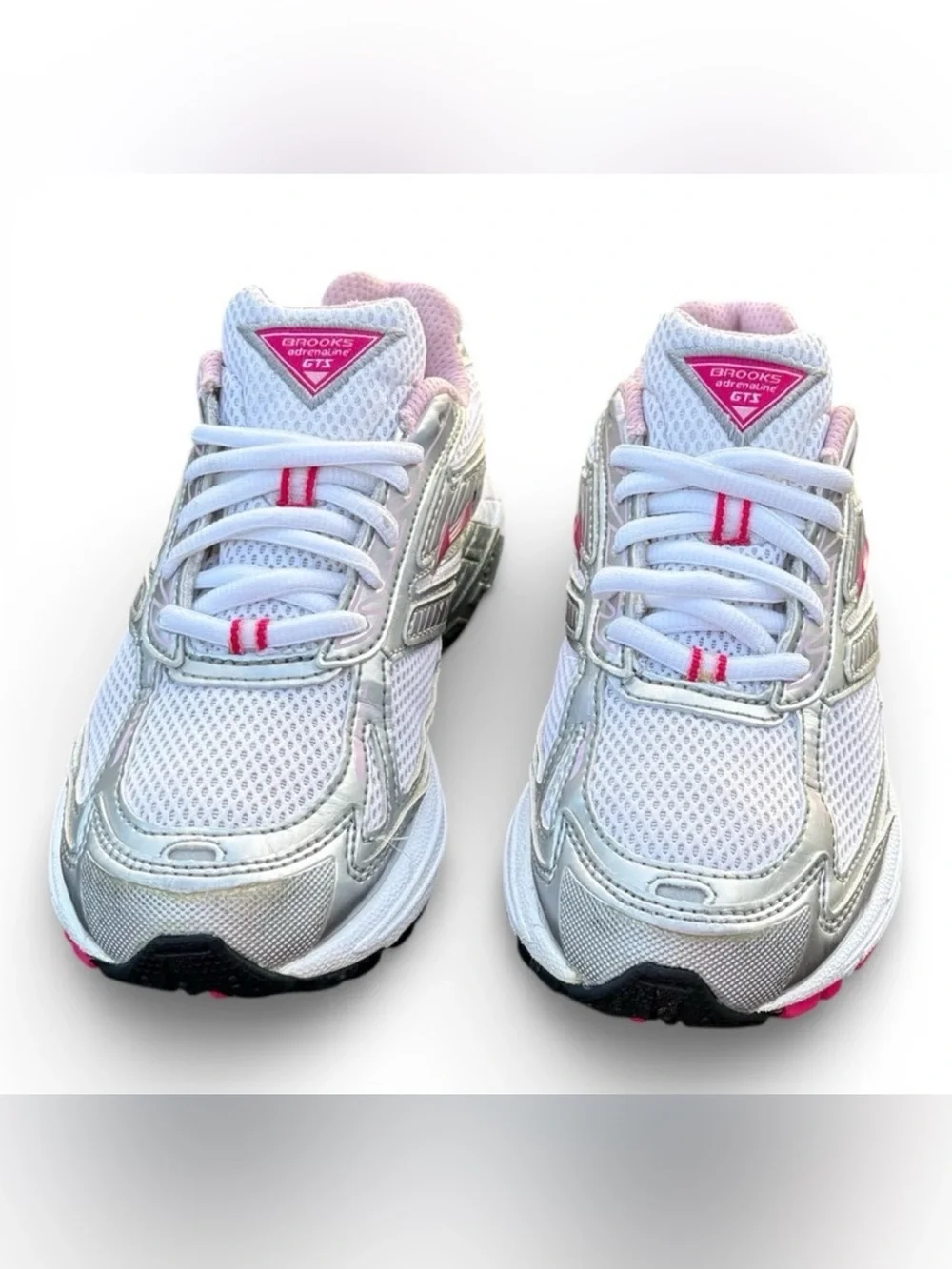 Brooks Adrenaline GTS Girls Running Shoes White Pink Silver Size 2.5 Youth